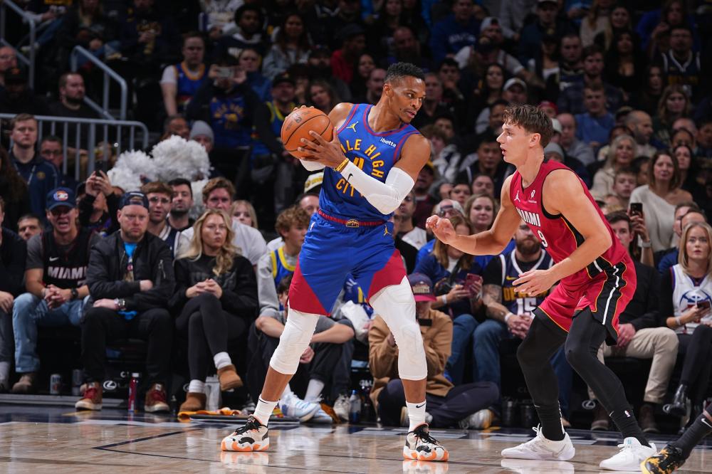 的防线更加 的防线更加