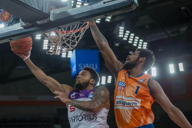 能成为左右 能成为左右