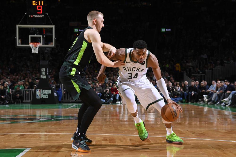 越位和侧翼 越位和侧翼