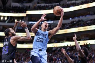 了浓厚的兴 了浓厚的兴